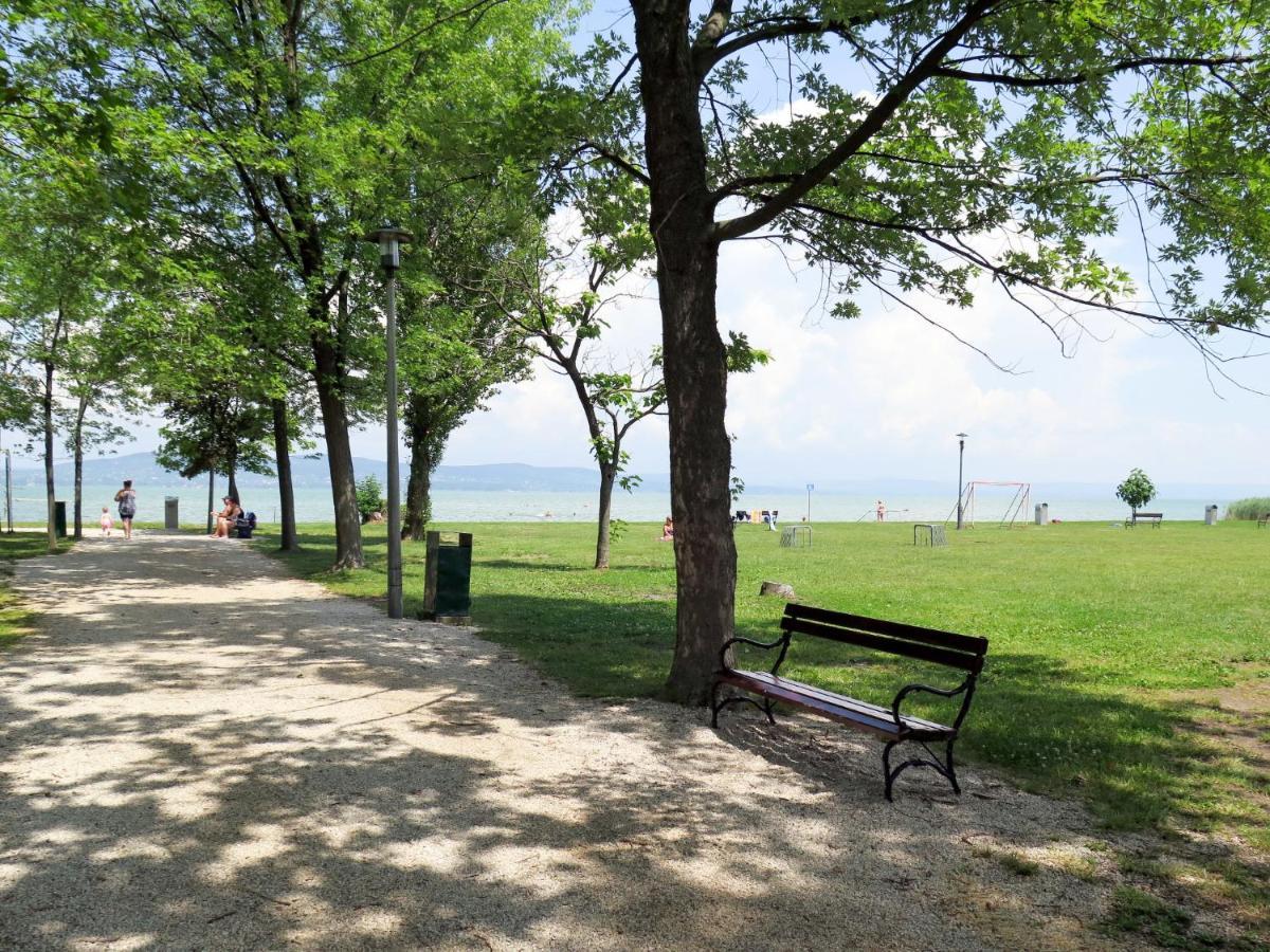 Holiday Home Bercsenyi By Interhome Balatonboglar Bagian luar foto