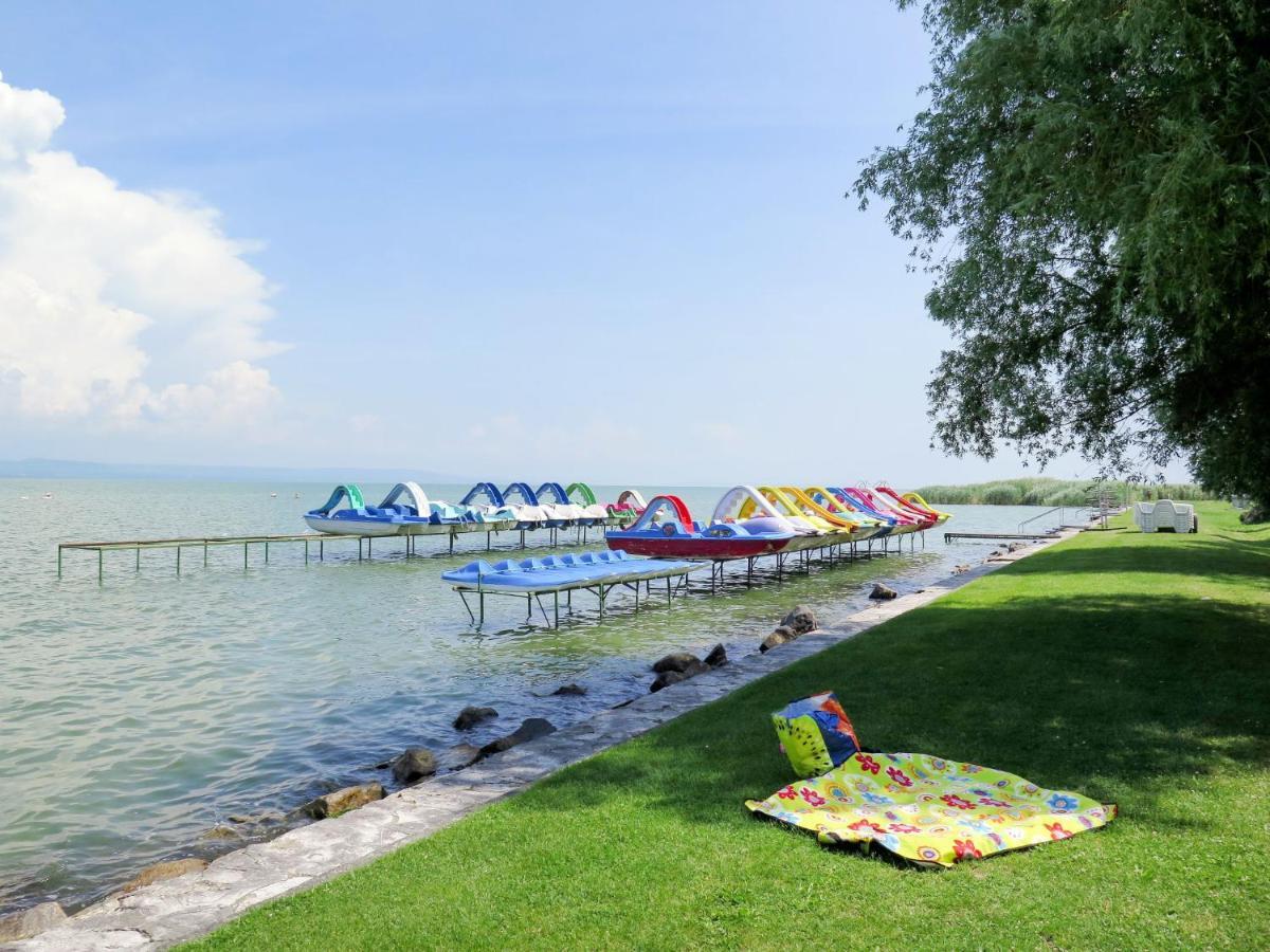 Holiday Home Bercsenyi By Interhome Balatonboglar Bagian luar foto